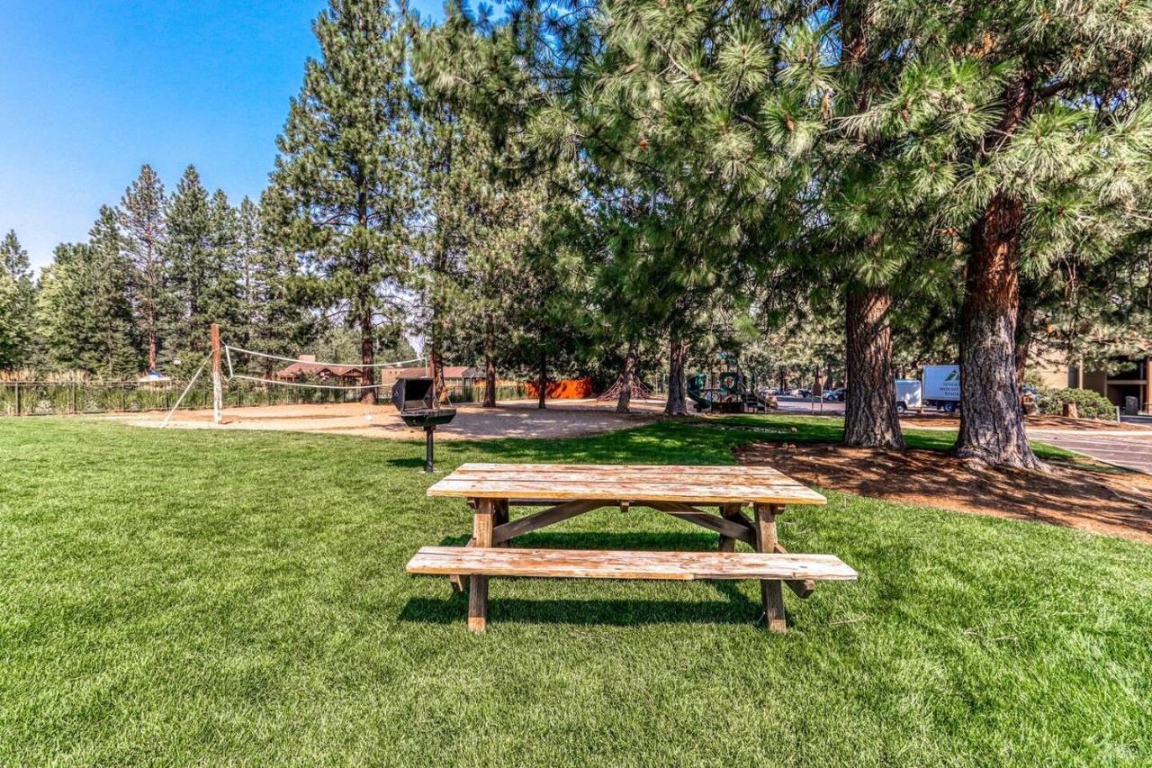 Seventh Mountain Resort Deschutes River Woods Екстериор снимка